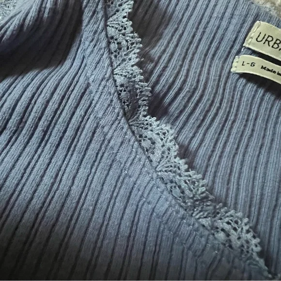 UO Brielle Button-Front Tank Top - Picture 5 of 10